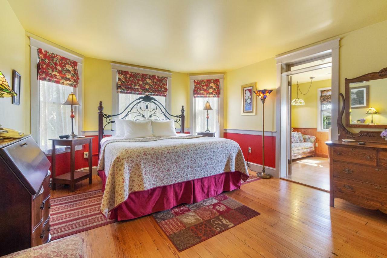 After Eight Bed And Breakfast Ronks Exterior foto