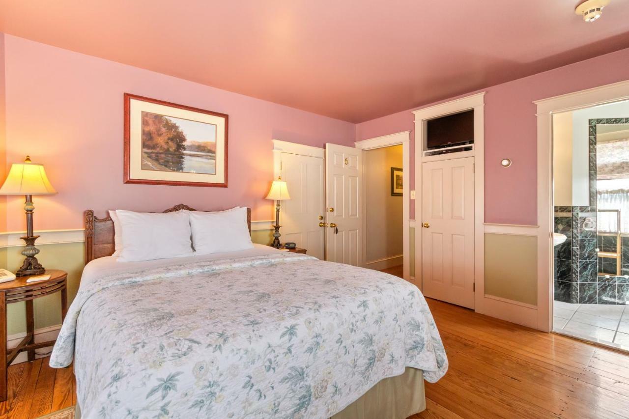 After Eight Bed And Breakfast Ronks Exterior foto